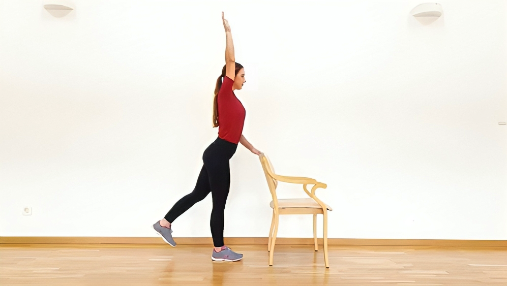 Diagonal Arm and Leg Raise